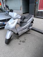 Honda dylan plus infos contacter moi au 0498744102, Motoren, Motoren | Honda, Particulier