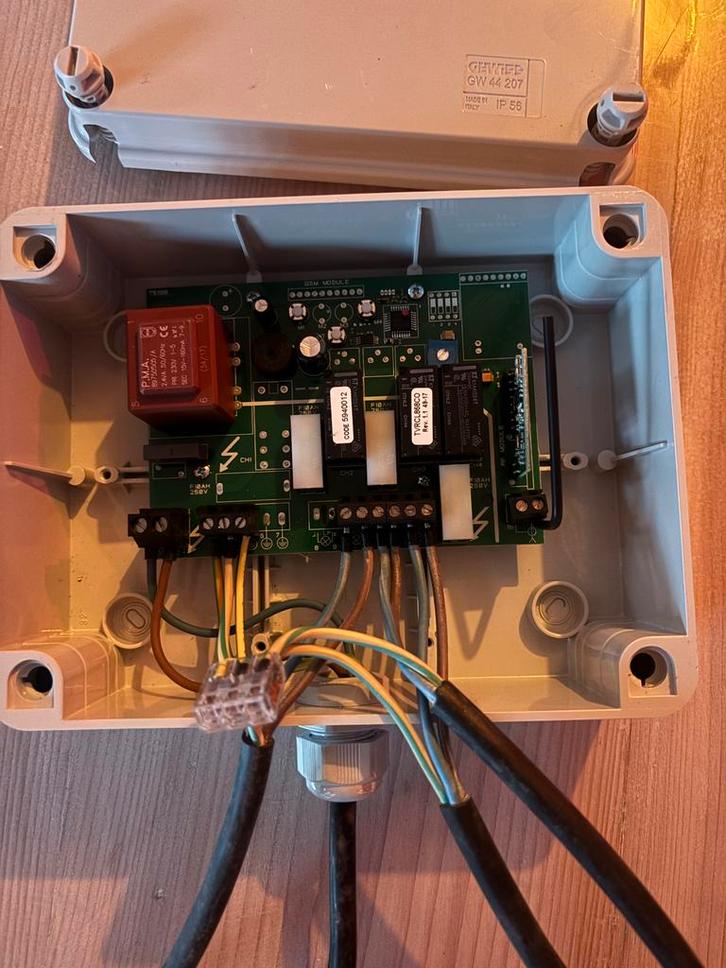 (Grte hoev. beschikbaar) Teleco 3 draadloze relais, Doe-het-zelf en Bouw, Elektriciteit en Kabels, Zo goed als nieuw, Ophalen of Verzenden