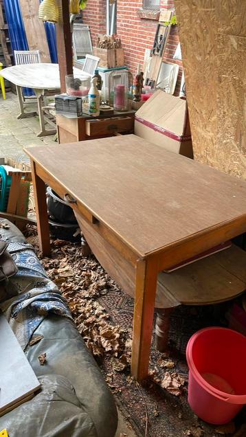 Table 120x80cm en bois a renover beschikbaar voor biedingen
