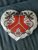 Defqon 1 - Decoratief Kussen in Hartvorm, Ophalen, Nieuw, Beige, Hartvormig