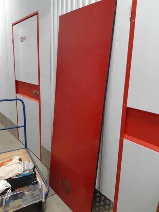 Grand vide-grenier - Tout doit partir ! ..., Maison & Meubles, Armoires | Penderies & Garde-robes, Chêne, Pin, Enlèvement