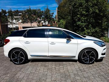 Citroën DS5 2.0 HDI sport 2016 in perfecte staat + winterset, Cuir, Achat, Euro 6, Carnet d'entretien