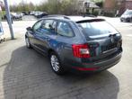 Skoda Octavia Combi 1.6 TDI fab DSG, Auto's, Skoda, Te koop, Zilver of Grijs, ABS, Break