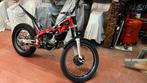 Trial motor Beta 300 SS300 nieuwstaat + extra beschermkappen, Ophalen of Verzenden, Zo goed als nieuw