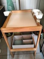 Table à langer avec accessoires, Enfants & Bébés, Comme neuf
