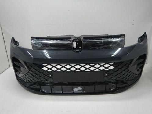 VW Tiguan 571 achterbumper R-line met Grille 6PDC LA7C 57180, Auto-onderdelen, Carrosserie, Bumper, Volkswagen, Voor, Gebruikt