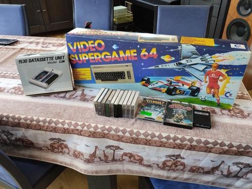 Lot Commodore 64 et accessoires, jeux, Computers en Software, Vintage Computers, Ophalen
