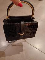 Sac noir, Enlèvement ou Envoi, Noir