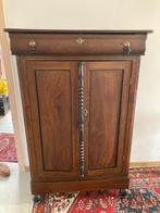 Meidenkast, Antiek en Kunst, Ophalen