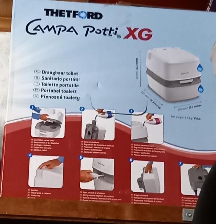 Draagbaar toilet  nieuw nooit gebruikt €50, Caravanes & Camping, Glacières, Comme neuf, Enlèvement
