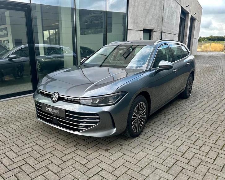Volkswagen Passat Variant 1,5 eTSI Elegance DSG, Auto's, Volkswagen, Bedrijf, Te koop, Passat, ABS, Achteruitrijcamera, Adaptieve lichten