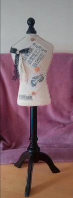 Kleine retro vintage stijl paspop, Ophalen, Gebruikt