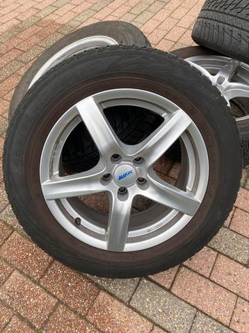 Hyundai winterbanden beschikbaar voor biedingen