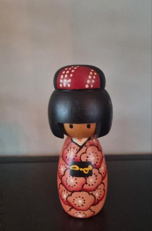 Leuke Sosaku Kokeshi, Antiek en Kunst, Kunst | Beelden en Houtsnijwerken, Verzenden
