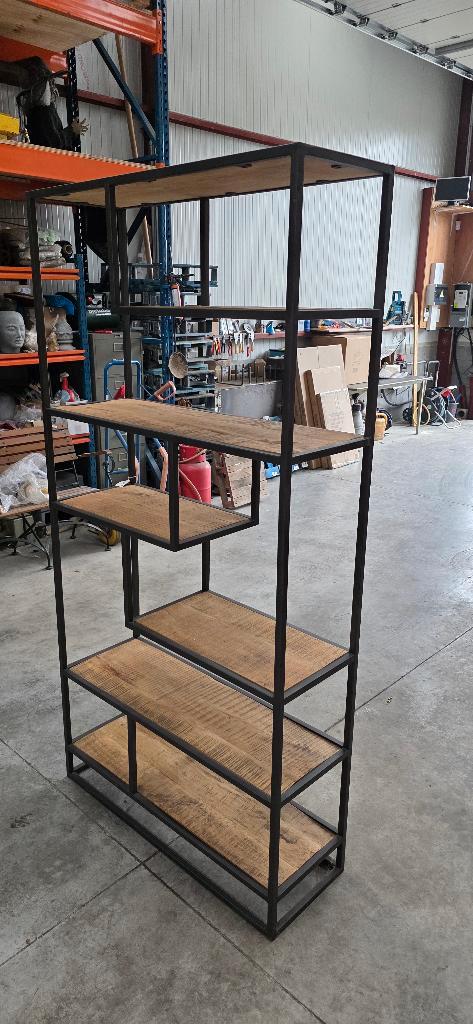 étagère bibliothèque industriel , bois métal, Maison & Meubles, Accessoires pour la Maison | Étagères, Neuf, Enlèvement