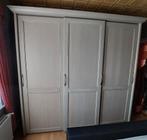 Kleerkast met 3 schuifdeuren, Huis en Inrichting, Kasten | Kleerkasten, Ophalen, 200 cm of meer, Met hangruimte, Zo goed als nieuw