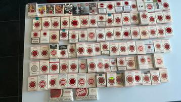 Lucky Strike pakjes uit 37 landen, gratis verzending beschikbaar voor biedingen