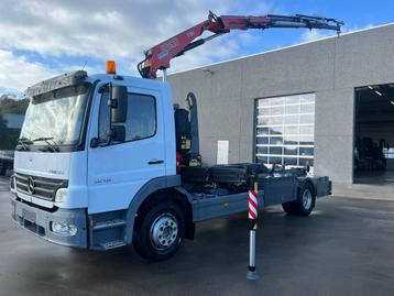 Mercedes Atego 1218 met kraan en containersysteem  beschikbaar voor biedingen