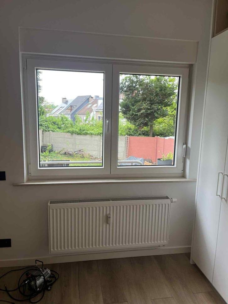 Radiateur mural blanc 120x50cm + vanne thermostatique Honeyw, Doe-het-zelf en Bouw, Verwarming en Radiatoren, Zo goed als nieuw