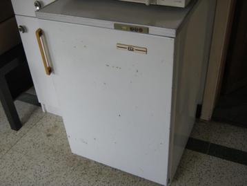 De vriezer werkt nog prima., Elektronische apparatuur, Vriezers en Diepvrieskisten, Vrieskast, Gebruikt, Minder dan 85 cm, Minder dan 60 cm