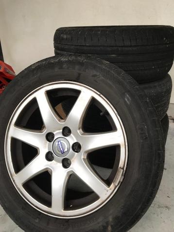 Set velgen Volvo  beschikbaar voor biedingen