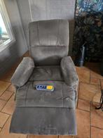 2 relax fauteuil met massage functie, Ophalen, Zo goed als nieuw