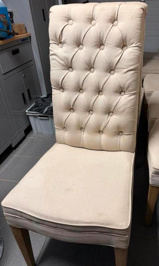 8x landelijke stoelen stevig en zware stoel., Huis en Inrichting, Stoelen, Zo goed als nieuw, Stof, Ophalen