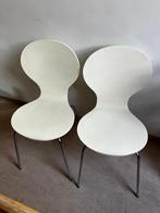 Vintage witte stoelen, Metaal, Twee, Gebruikt, Vintage