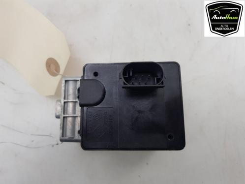 CONTACTSLOT ELECTR. Renault Clio IV (5R) (01-2012/08-2021), Auto-onderdelen, Overige Auto-onderdelen, Renault, Gebruikt
