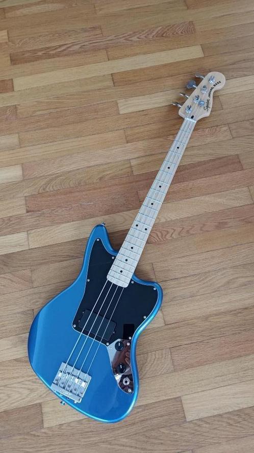 Squier Jaguar Bass H, Musique & Instruments, Instruments à corde | Guitares | Basses, Comme neuf, Électrique, Enlèvement ou Envoi