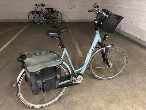 Elektrische Vrouwenfiets giant twist, Fietsen en Brommers, Fietsen | Dames | Damesfietsen, Zo goed als nieuw, Giant, Ophalen