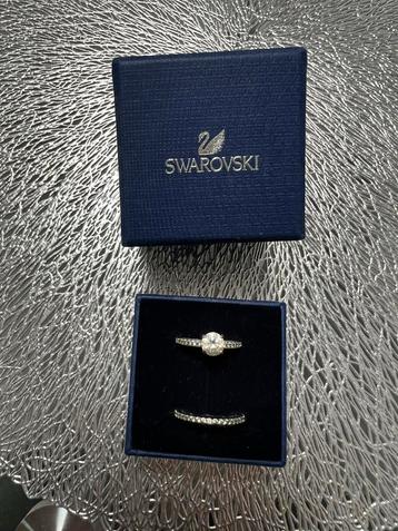 Swarovski duo ring beschikbaar voor biedingen
