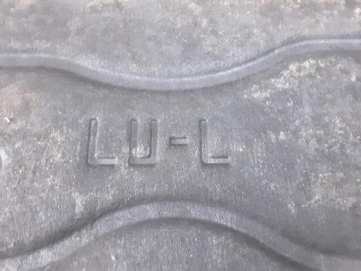 ANKERPLAAT LINKS VOOR BMW X2 (F39) (01-2017/10-2023), Auto-onderdelen, Overige Auto-onderdelen, BMW, Gebruikt