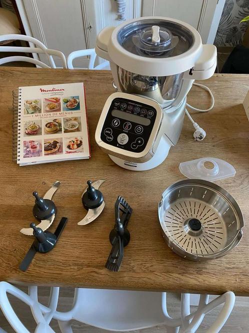 Robot culinaire Moulinex Cuisine Companion HF800E, Elektronische apparatuur, Keukenmixers, Zo goed als nieuw, Ophalen