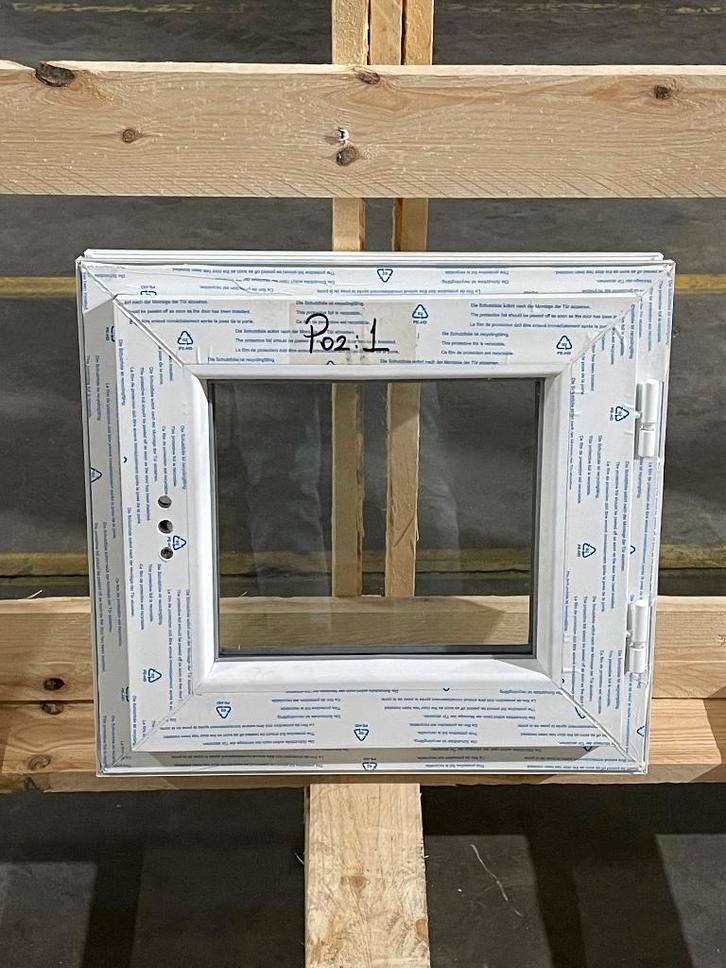 PVC Draai-kiepraam, PRIJS OVEREEN TE KOMEN!!, Doe-het-zelf en Bouw, Raamkozijnen en Schuifdeuren, Zo goed als nieuw, Raamkozijn