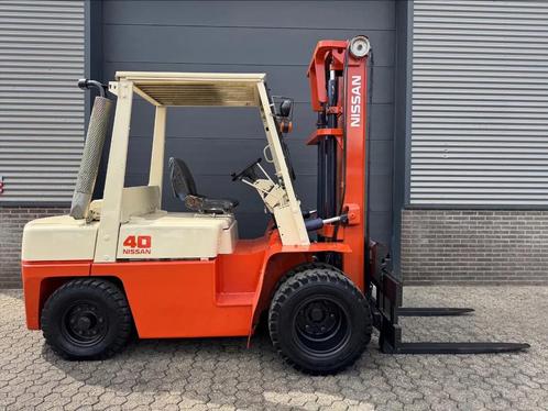 Nissan A35U 4 ton diesel heftruck, Zakelijke goederen, Machines en Bouw | Heftrucks en Intern transport, Heftruck, Diesel, meer dan 4000 kg