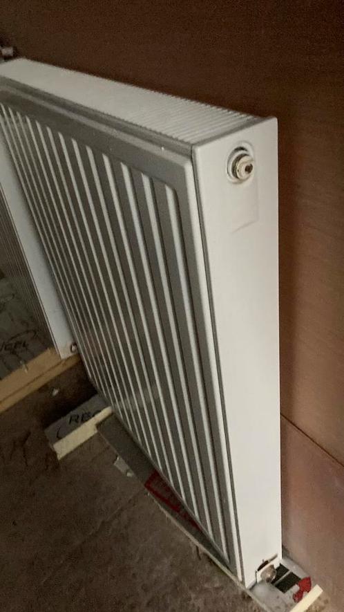 2 chaufage radiatoren 75 br op90 hoog, Doe-het-zelf en Bouw, Verwarming en Radiatoren, Ophalen