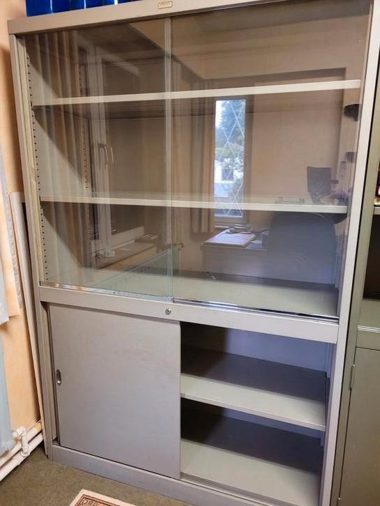 Metalen vitrinekast bureel MEWAF, Huis en Inrichting, Kasten | Roldeurkasten en Archiefkasten, Gebruikt, 150 tot 200 cm, 100 tot 150 cm