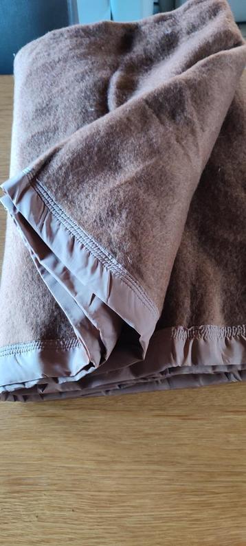 Deken „voor 1 persoon” beschikbaar voor biedingen