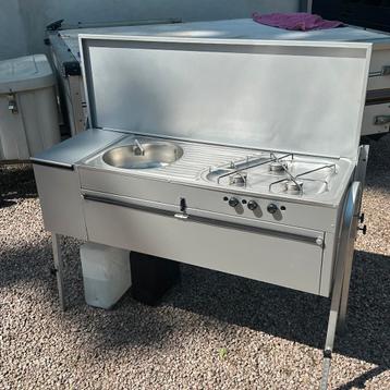 Buitenkeuken camping tent terras beschikbaar voor biedingen