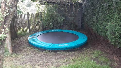 Berg trampoline, Kinderen en Baby's, Speelgoed | Buiten | Trampolines, Gebruikt, Ophalen