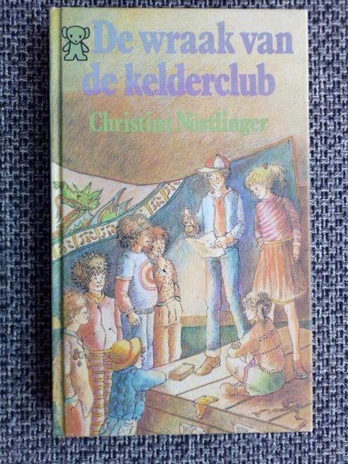 De wraak van de kelderclub - Christine Nöstlinger, Livres, Livres pour enfants | Jeunesse | 10 à 12 ans, Utilisé, Fiction, Enlèvement ou Envoi