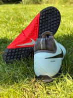 Voetbalschoen kunstgras maat 42, Sport en Fitness, Voetbal, Ophalen, Schoenen, Maat L, Zo goed als nieuw