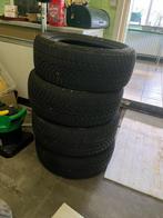 winterbanden Goodyear 215/55R16 93H, Auto-onderdelen, Banden en Velgen, Ophalen, 16 inch, Winterbanden, Band(en)