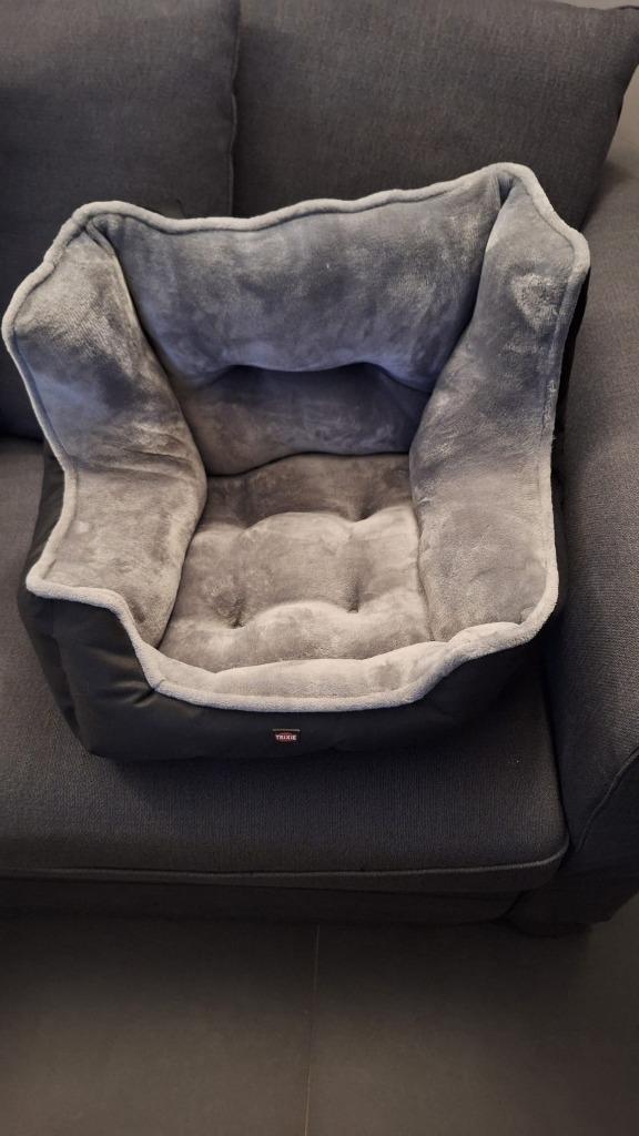 Trixie Autostoel 50 x 50 x 40 cm, Dieren en Toebehoren, Hondenmanden, Zo goed als nieuw, Pluche, Ophalen