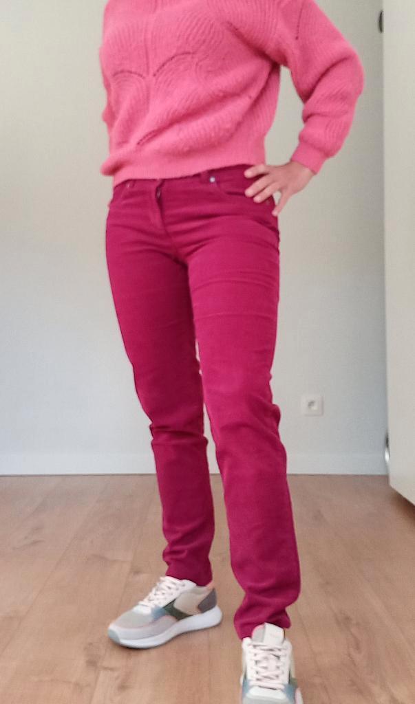 FUCHSIA BROEK IN RIBFLUWEEL - ALS NIEUW, Kleding | Dames, Broeken en Pantalons, Zo goed als nieuw, Maat 36 (S), Roze, Lang, Ophalen of Verzenden