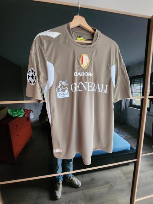 Vareuse diadora standard de liège 2009-2010 champions league, Sport en Fitness, Voetbal, Zo goed als nieuw, Shirt, Ophalen of Verzenden
