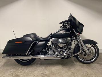 Harley-Davidson TOURING FLHX STREET GLIDE (bj 2014) beschikbaar voor biedingen