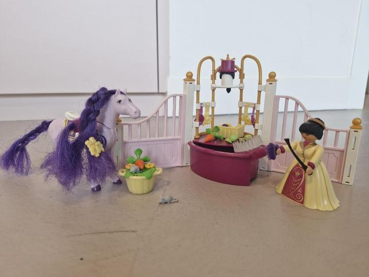 Playmobil Princess: paardenstal met paard en prinses, Kinderen en Baby's, Speelgoed | Playmobil, Zo goed als nieuw, Complete set