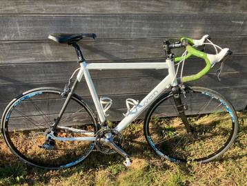 Koersfiets triple ultegra 3x9 maat 58 beschikbaar voor biedingen
